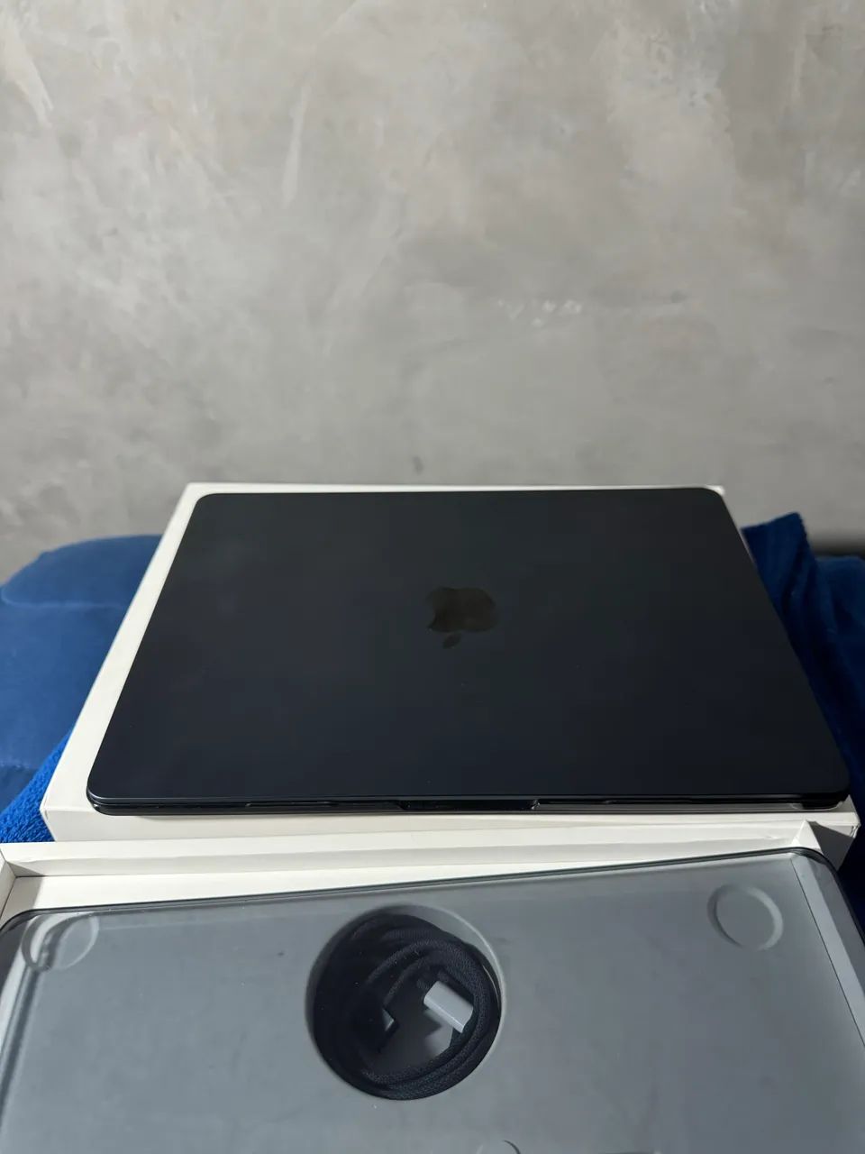 MacBook Air m2 16gb/256gb garantia Apple 2027 - Notebooks