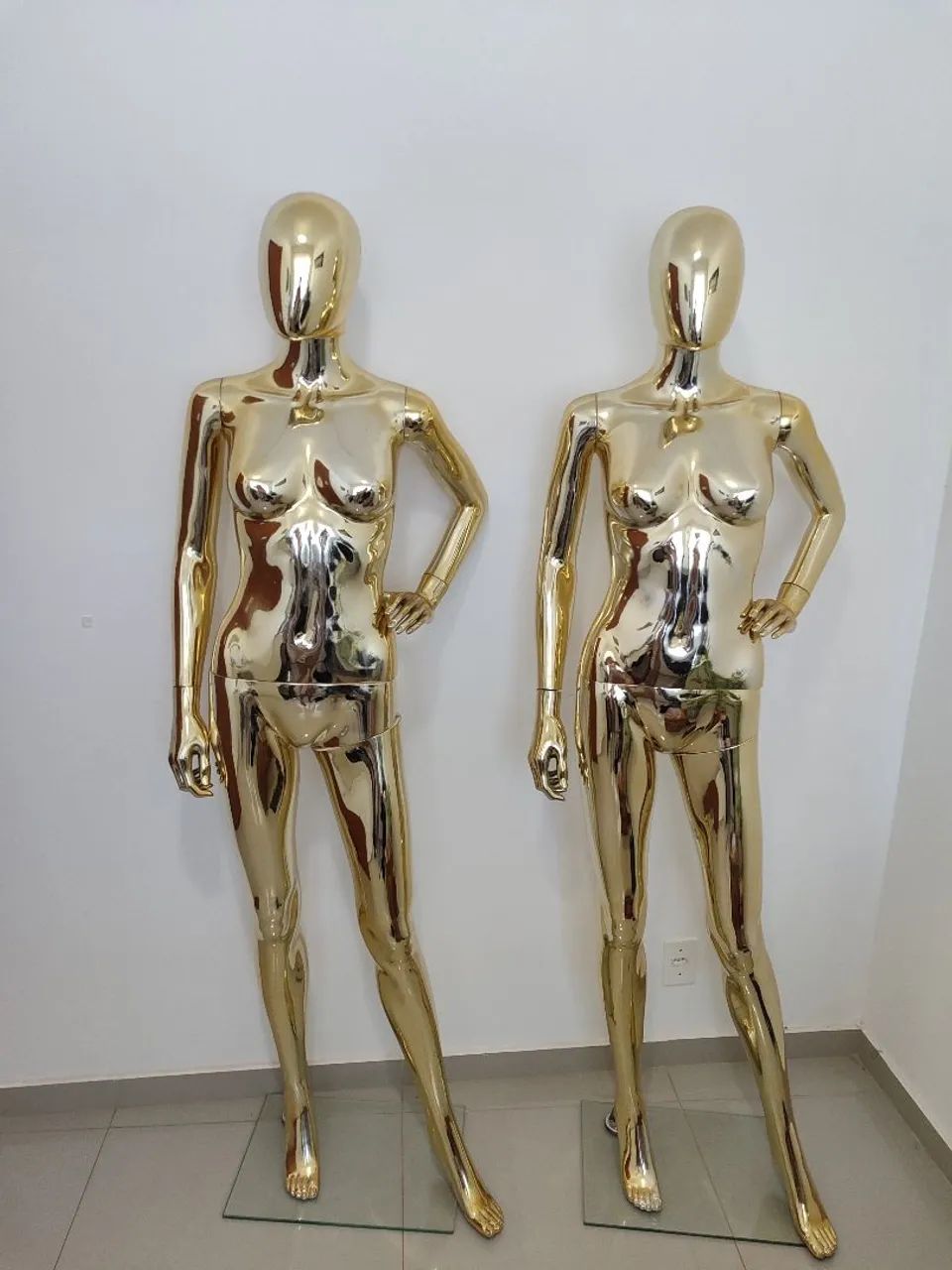 Manequins Ouro 