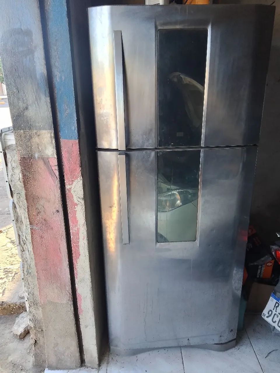 Geladeira com defeito 