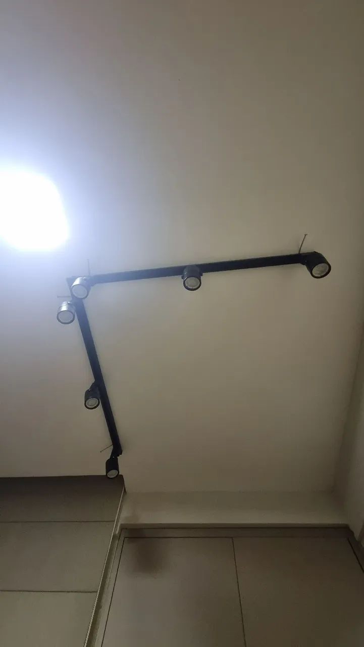 Trilho de Iluminação 