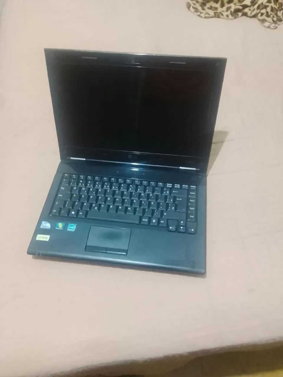 Vendo notebook LG 