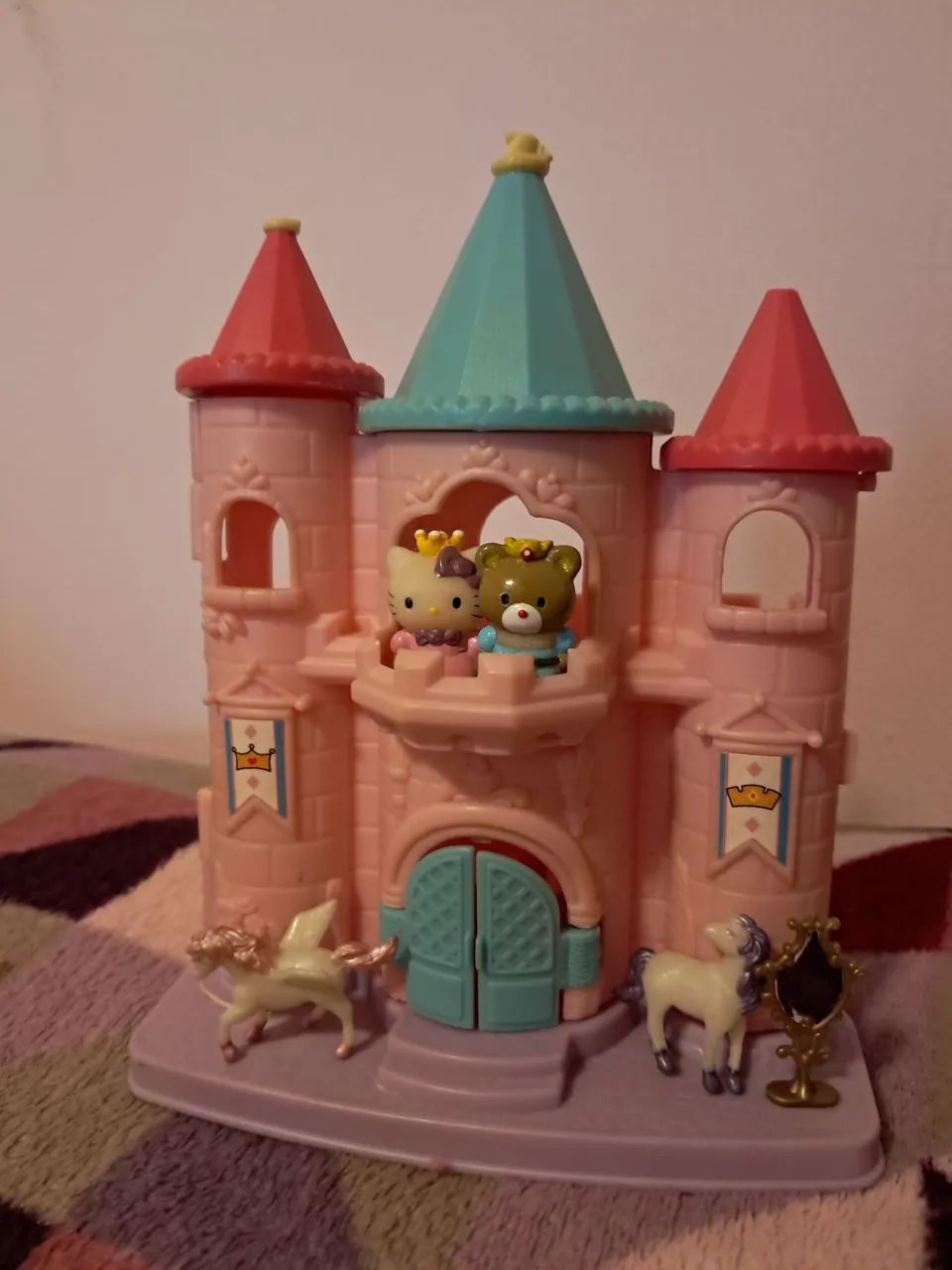 Hello Kitty Castelo Princesa