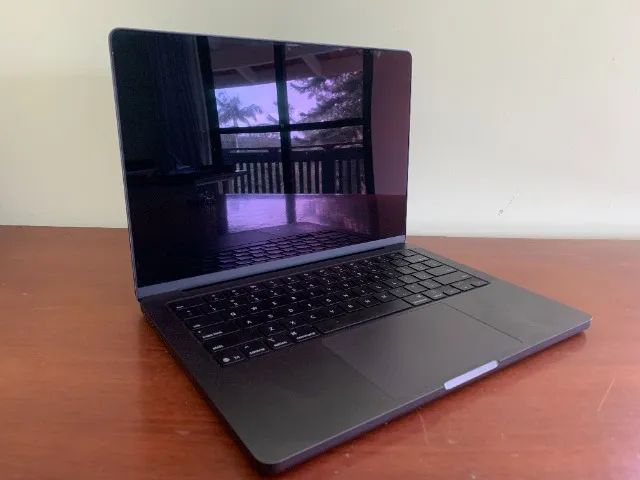 MacBook Pro M5 24GB - Foto 3