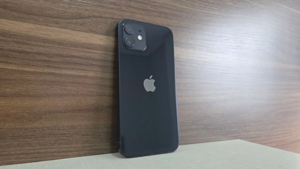 Apple iPhone 12 64GB Preto - Foto 2