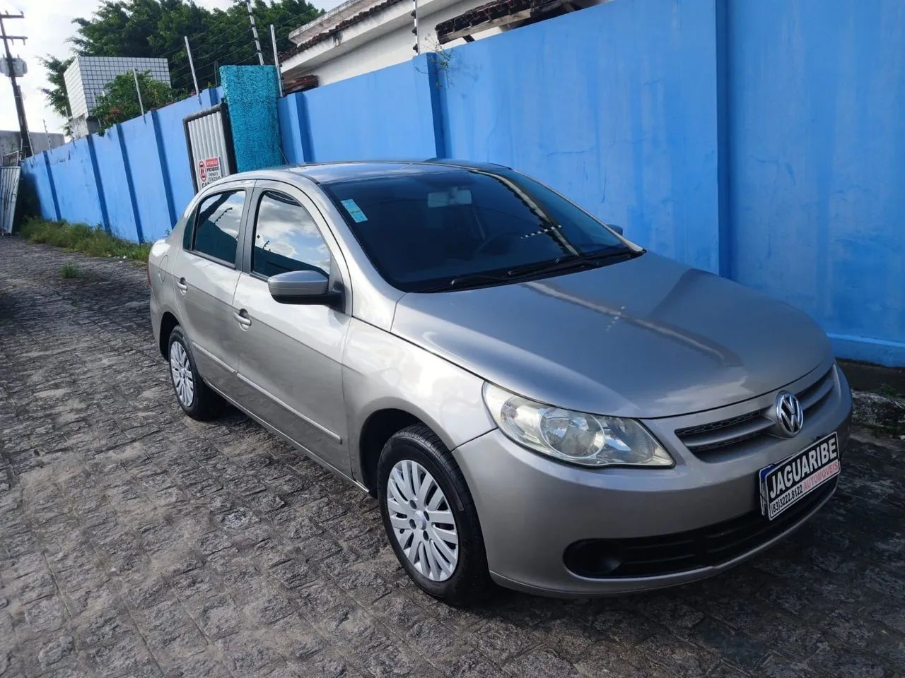 Volkswagen Voyage VOYAGE 1.0/1.0 City Mi Total Flex 8V 4p 2011