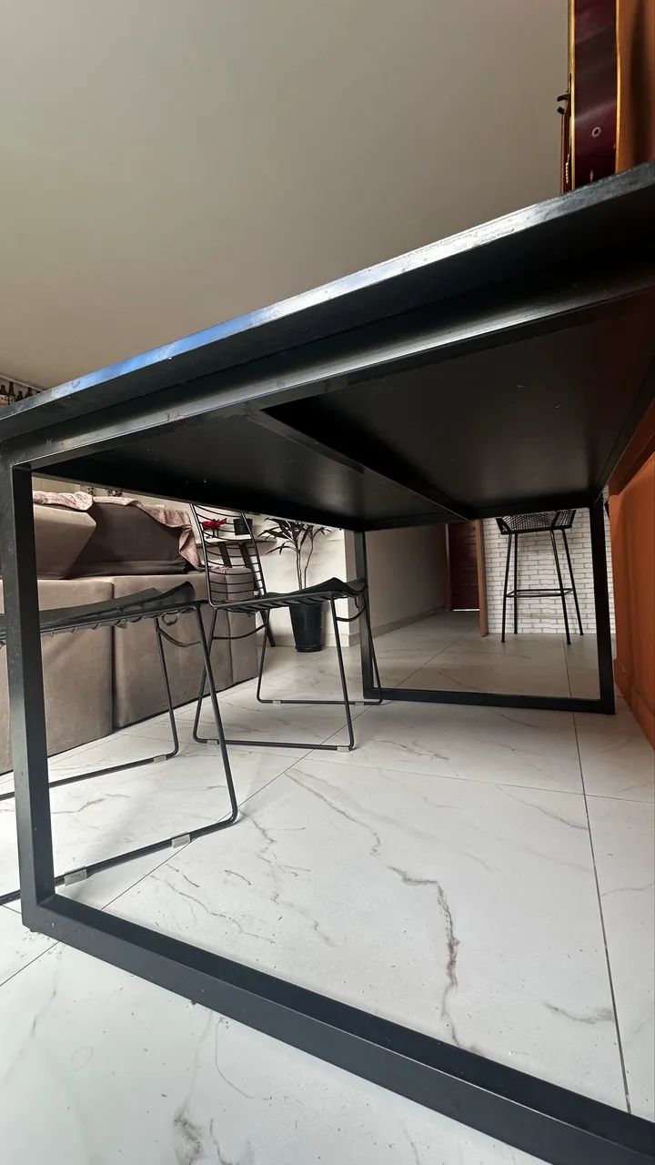 Mesa preta laqueada 1,50m x 1,00m + 2 cadeiras - Foto 3