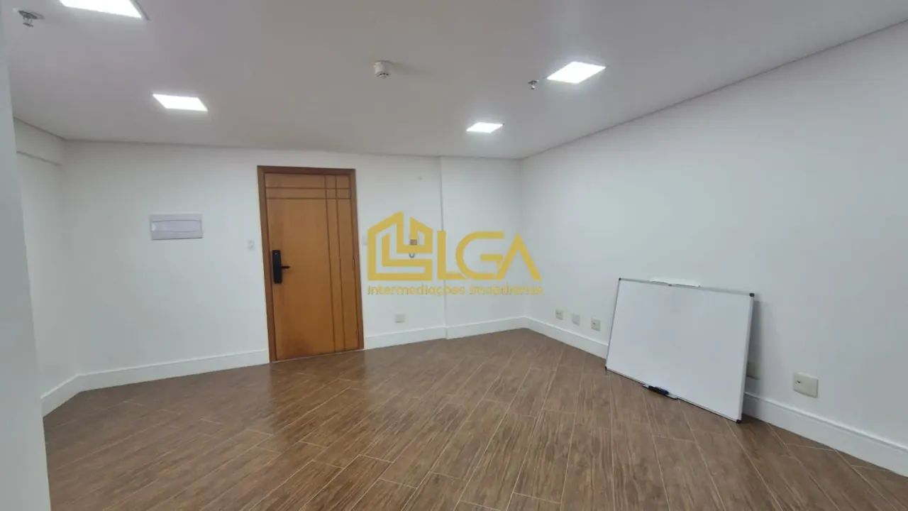 Excelente Sala Comercial toda reformada com 44 m2 para Venda-Marapé! - Foto 3