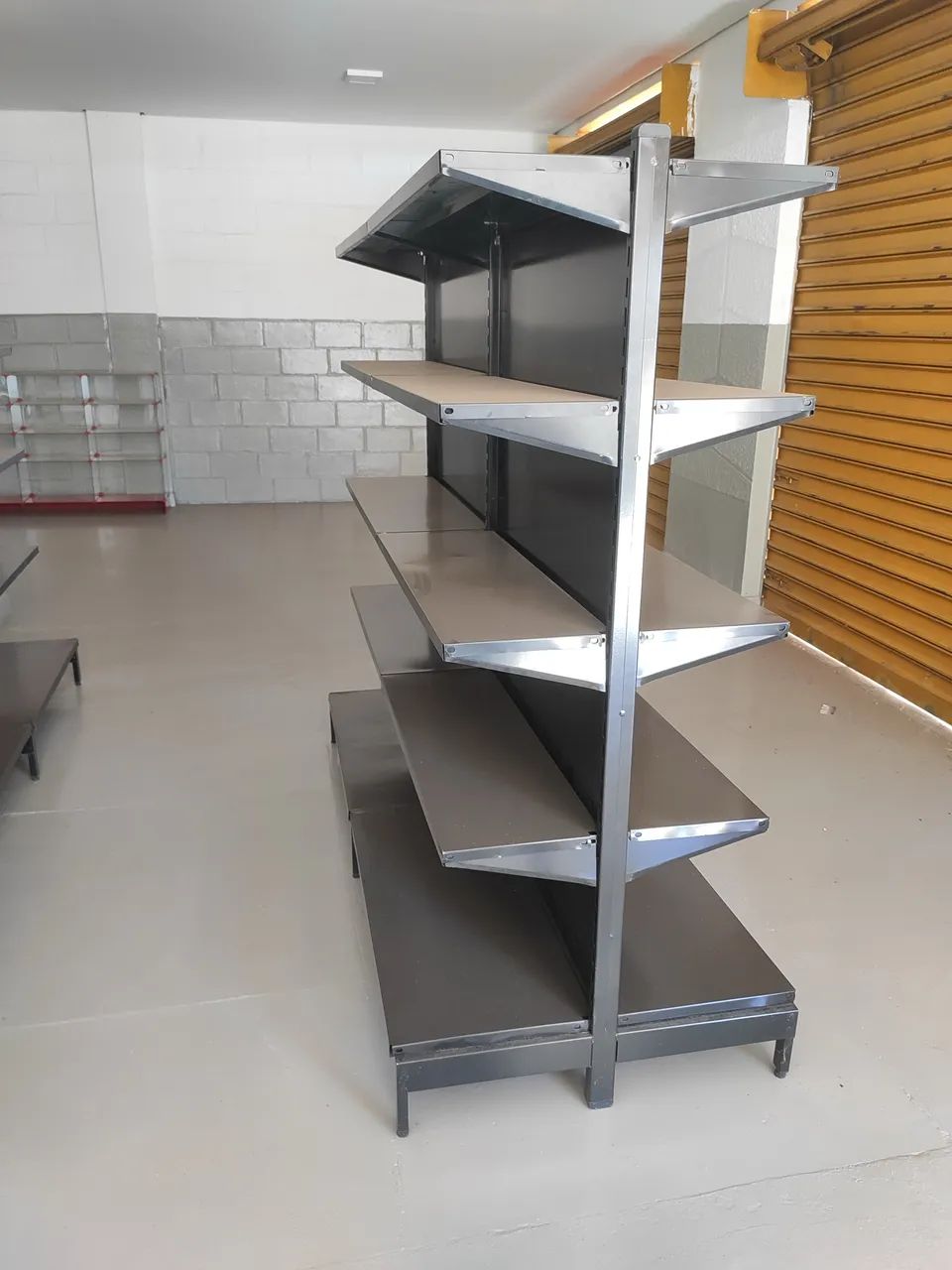 Vendo gôndolas de aço  - Foto 3