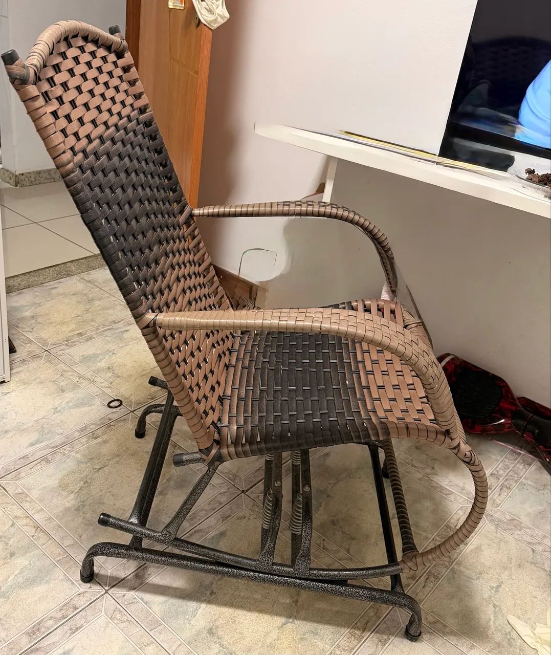 Vendo cadeira de balanço  - Foto 3