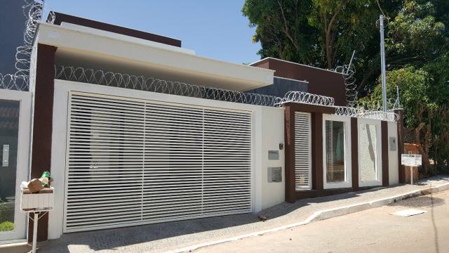 Casa de alto padrão para venda ou permuta