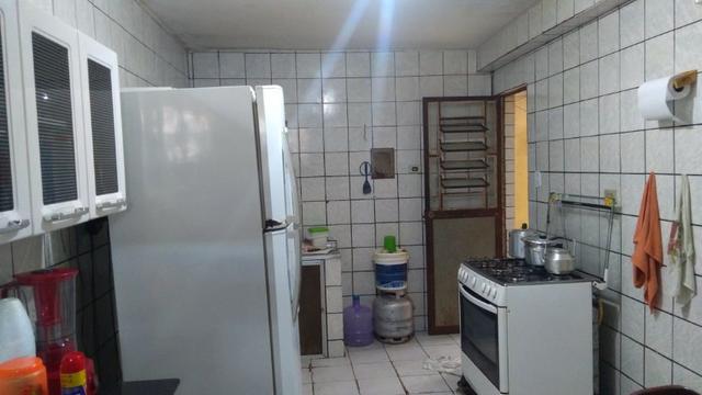 Vende-se um Prédio com 3 Casas - Foto 13