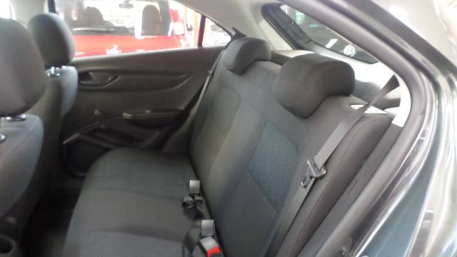 CHEVROLET ONIX 2017/2018 1.0 MPFI JOY 8V FLEX 4P MANUAL - Foto 8