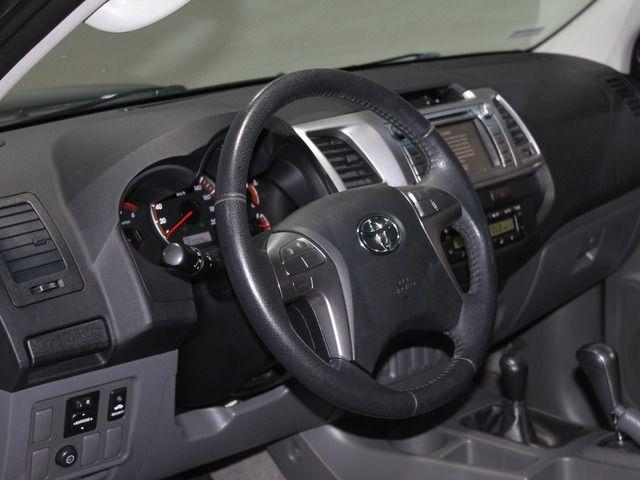 Hilux CD SRV D4-D 4x4 3.0 TDI Diesel Aut - Foto 9