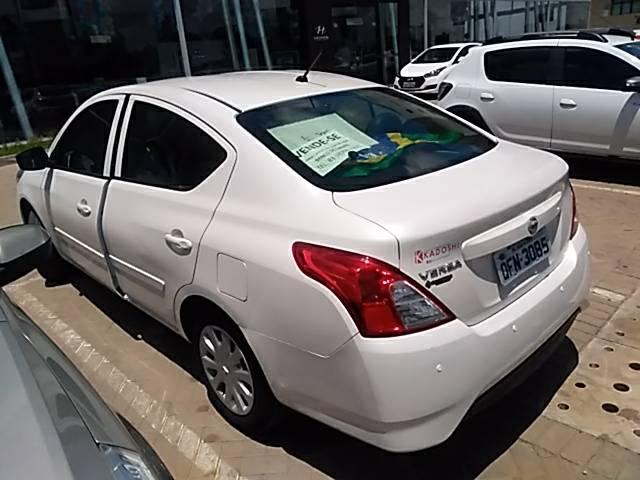 NISSAN VERSA 1.0 12V FLEX 4P MANUAL - Foto 4