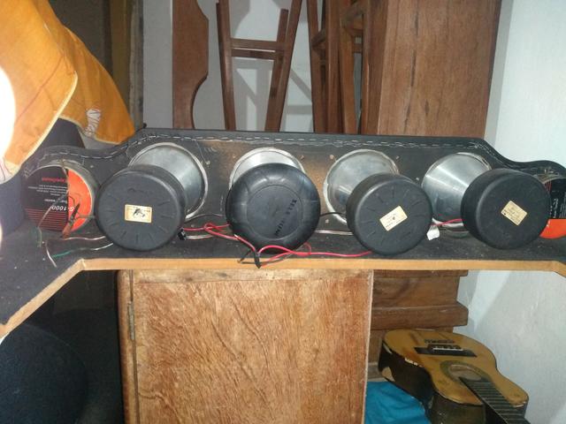 Box completo com 4 cometas e 2 tuitas