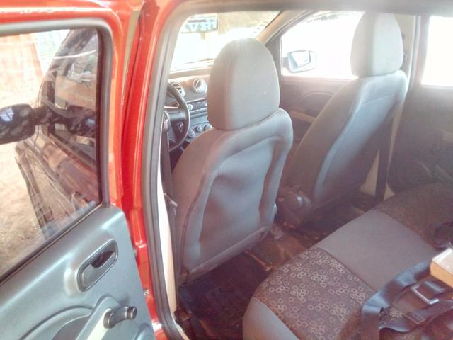 Fiat Uno Vivace 1.0, 2010/2011 - Foto 5