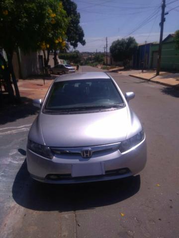 Honda civic sendan Altomatico LXS 1.8 flex - Foto 5