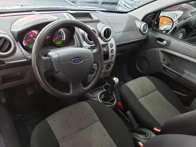 Fiesta Hatch 1.6 Class 2013 Completíssimo - Foto 2