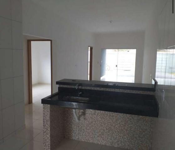 Casa 3 Quartos, 2Banheiros, Sala, Cozinha, área de serviço e 3 Vagas para Garagens - Foto 3