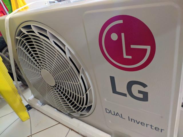 Condensadora inverter LG 9mil Btus cobre