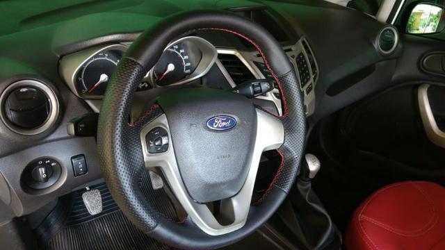 Ford Fiesta Hatch SE - Excelente estado - Foto 17