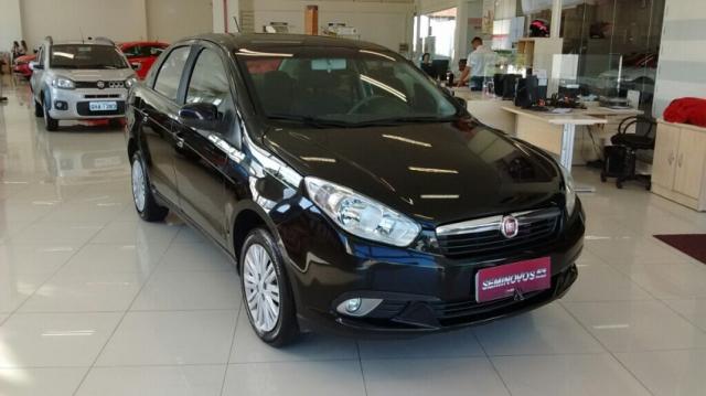 FIAT GRAND SIENA ATTRACTIVE 1.4 8V Preto 2015/2016