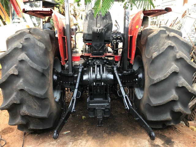 Trator Massey 297 4x4 Ano 2003 - Foto 5