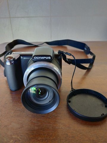 Câmera Olympus SP-810Uz