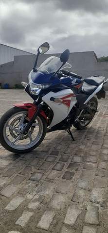 Cbr 250cc - Foto 2