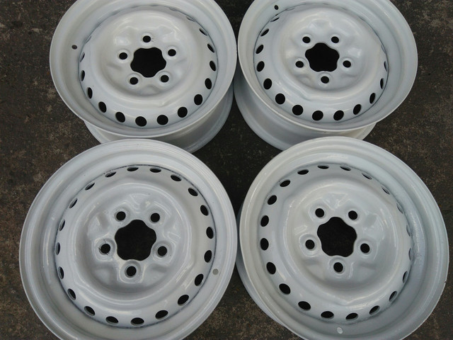 Roda aro 14 branca kombi - Foto 2