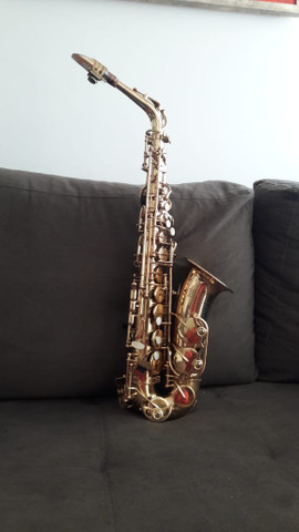 VENDO SAXOFONE ALTO? DIXON SUPER de luxe