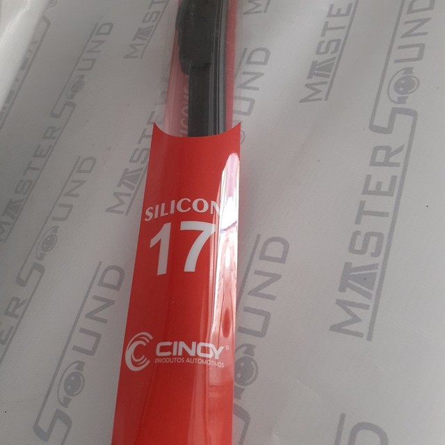 Palheta silicone universal. 17". Nova. Colocada. 