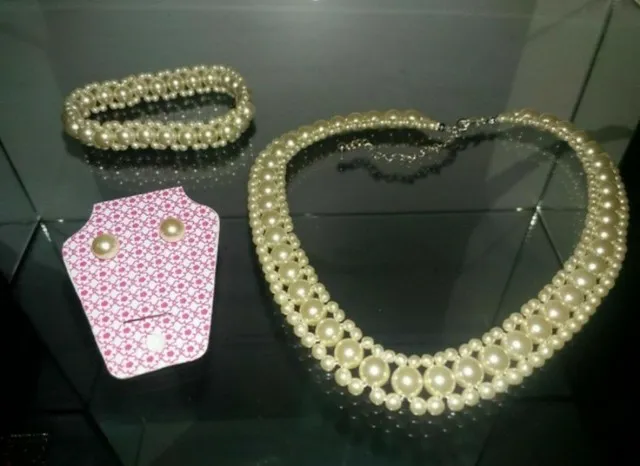 Conj colar/ pulseira/ brincos
