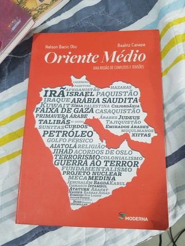 Livro Oriente médio, uma região de conflitos e tensões