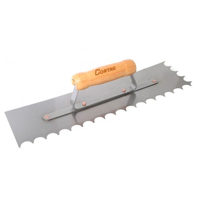 Desempenadeira de Aço Dentada com Cabo de Madeira Raio 10mm x 38cm Cortag 61295