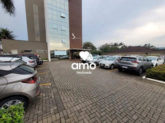 Sala ideal para consultório para alugar no bairro Jardim Maluche em Brusque - Foto 2