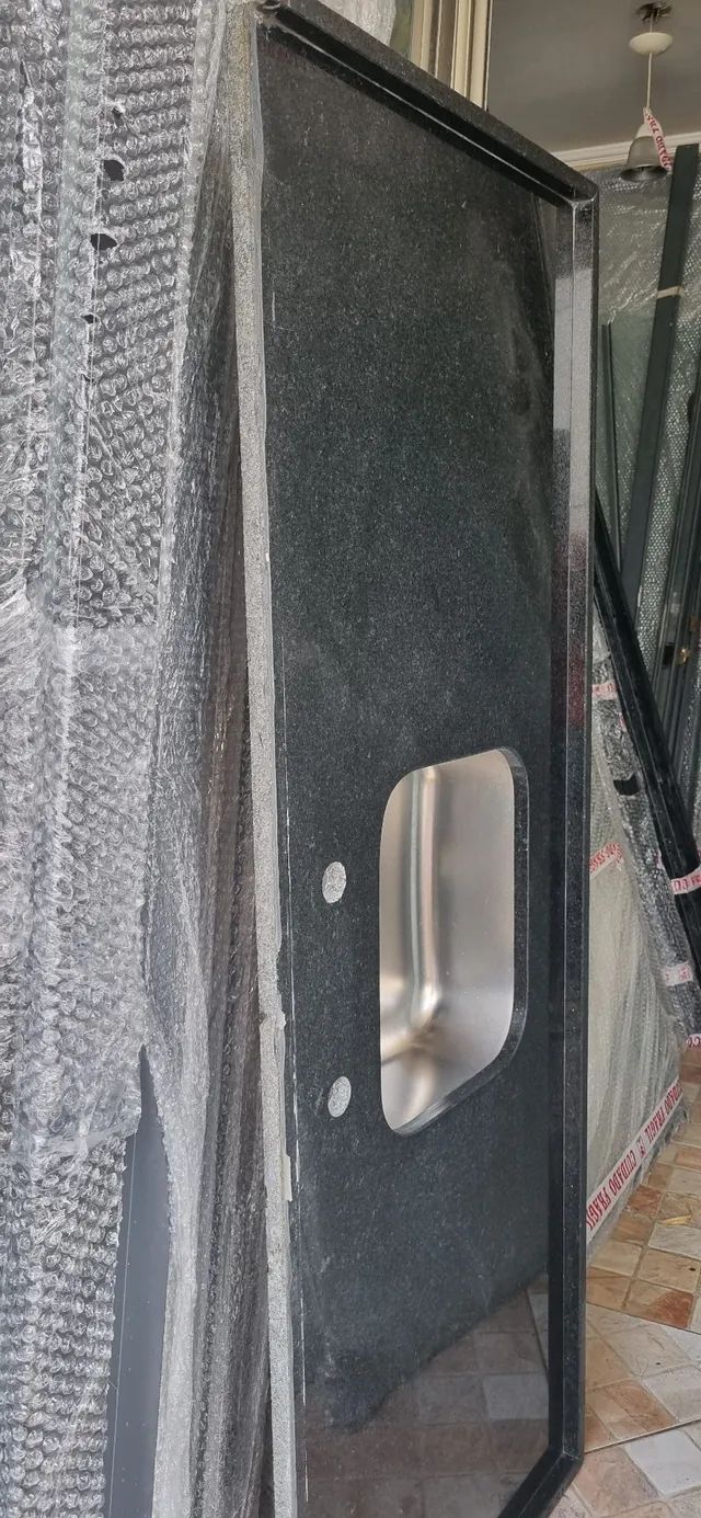 Pia cozinha pedra são Gabriel preto absoluto - Foto 3