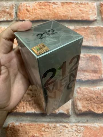 CH 212 Men NYC 100ml Lacrado - Foto 2