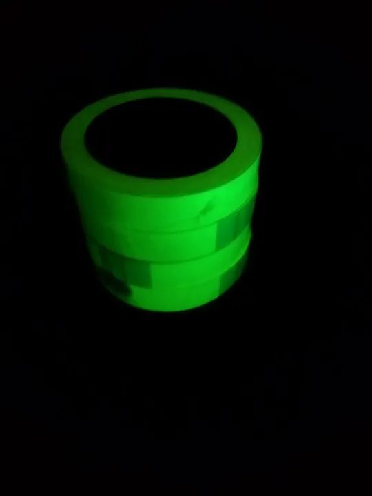 Fita fotoluminescente Pro Glow brilha no escuro kit com 4 unidades. - Foto 5