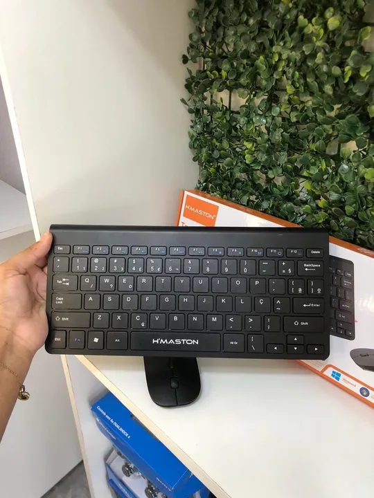 Kit teclado e mouse sem fio $$120.00