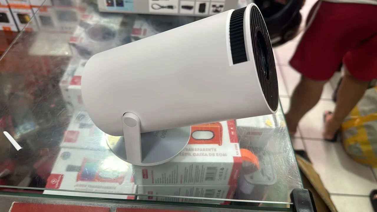 Projetor Portátil para Cinema em Casa