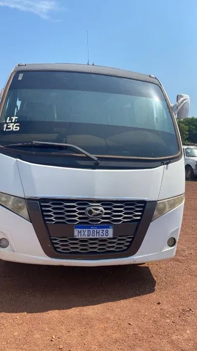 micro-ônibus volare w9 2013 em ótimo estado de conservação