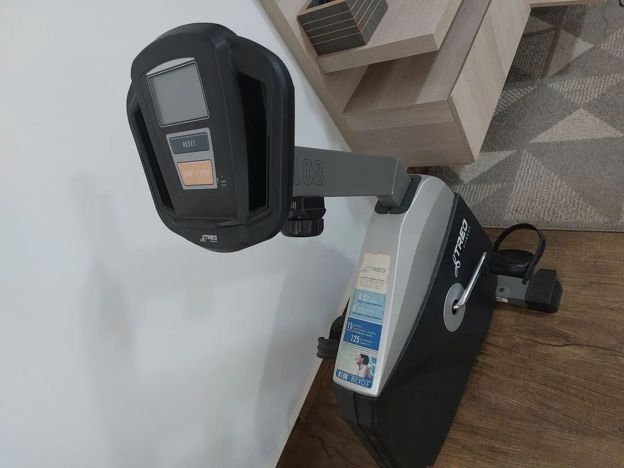 Bicicleta Ergométrica Reclinada Treo Fitness R108 - Foto 3