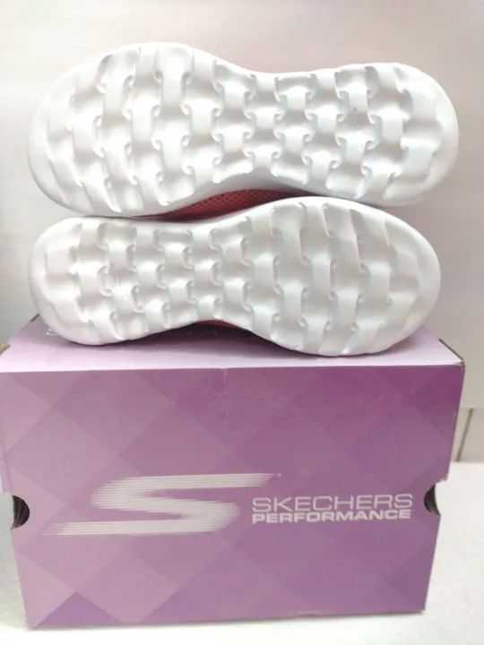 Tênis Skechers Feminino Go Walk Joy Novo original cor coral 36/37/38 - Foto 2