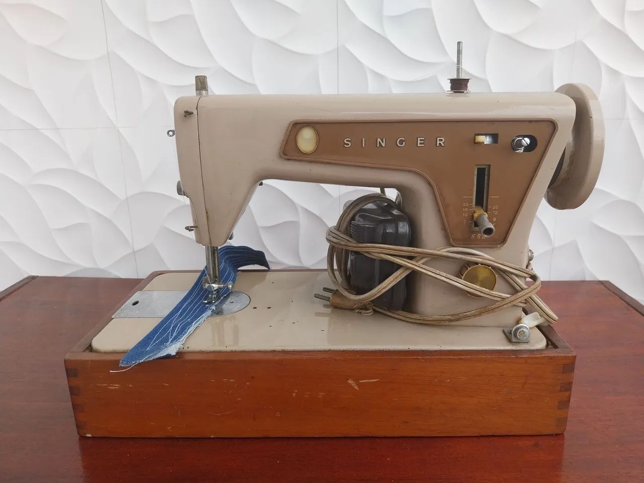 Máquina Costura Singer revisada c/ garantia