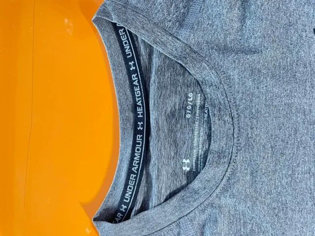 Camiseta de Compressão Masculina de Treino Under Armour HeatGear