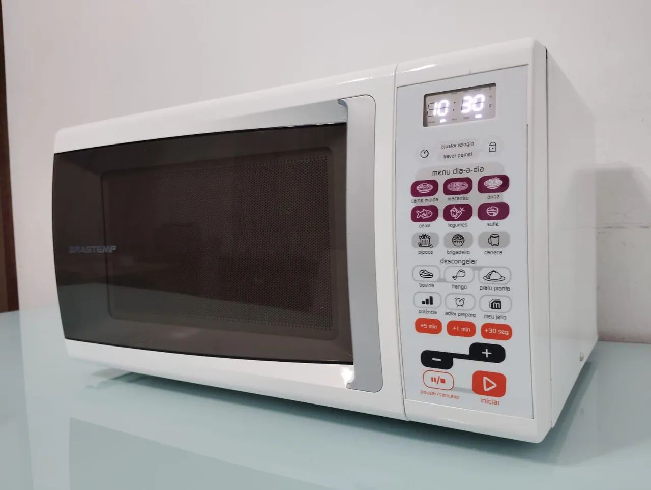 Micro-ondas Brastemp Maxi Gratine 31 litros com Grill
