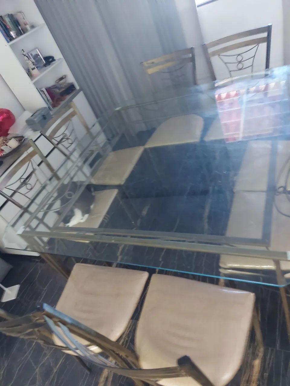Mesa de Jantar de Vidro e Metal Dourado - Foto 2