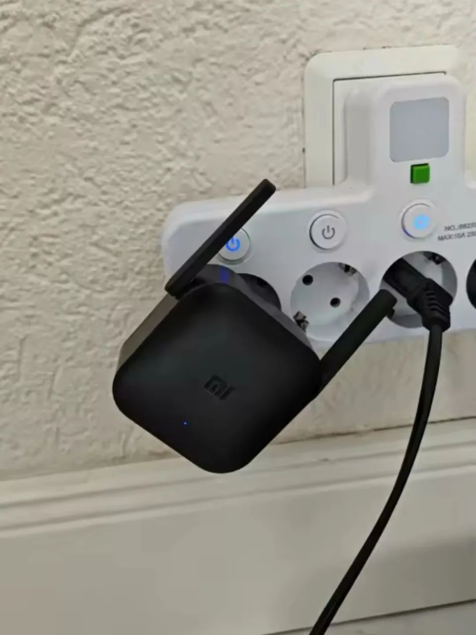 Repetidor de Sinal Wi-Fi Xiaomi - Novo Lacrado - Foto 2