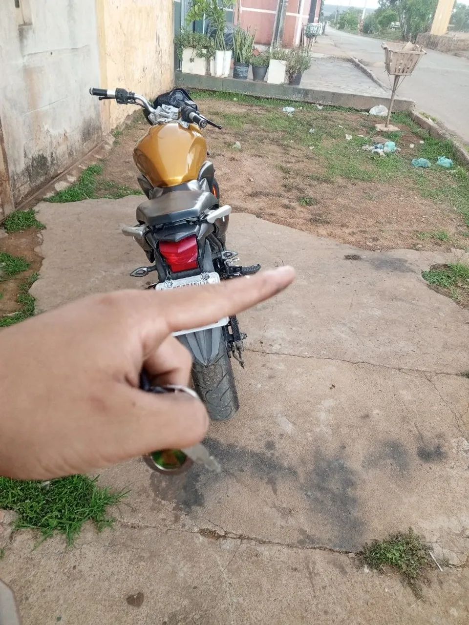 Vendo cb300r motor e cabeçote feito a 2 dias original Honda! - Foto 2